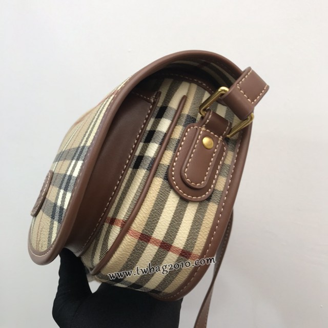 Burberry專門店新款中古vintage系列新款單肩斜挎馬鞍包 巴寶莉單肩斜挎女包 yxb1028